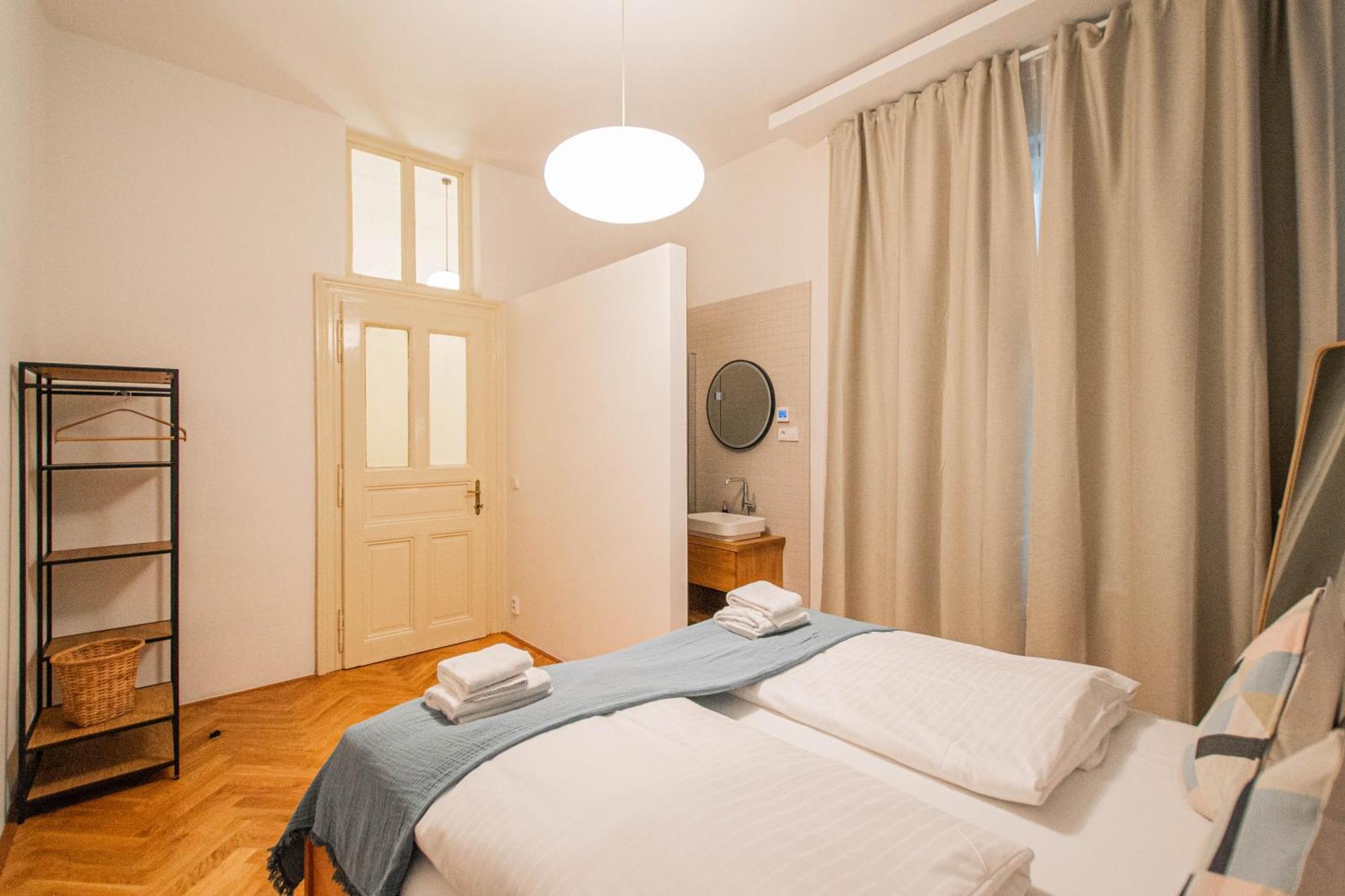3bdr Main Square Spacious Designed Apartment *