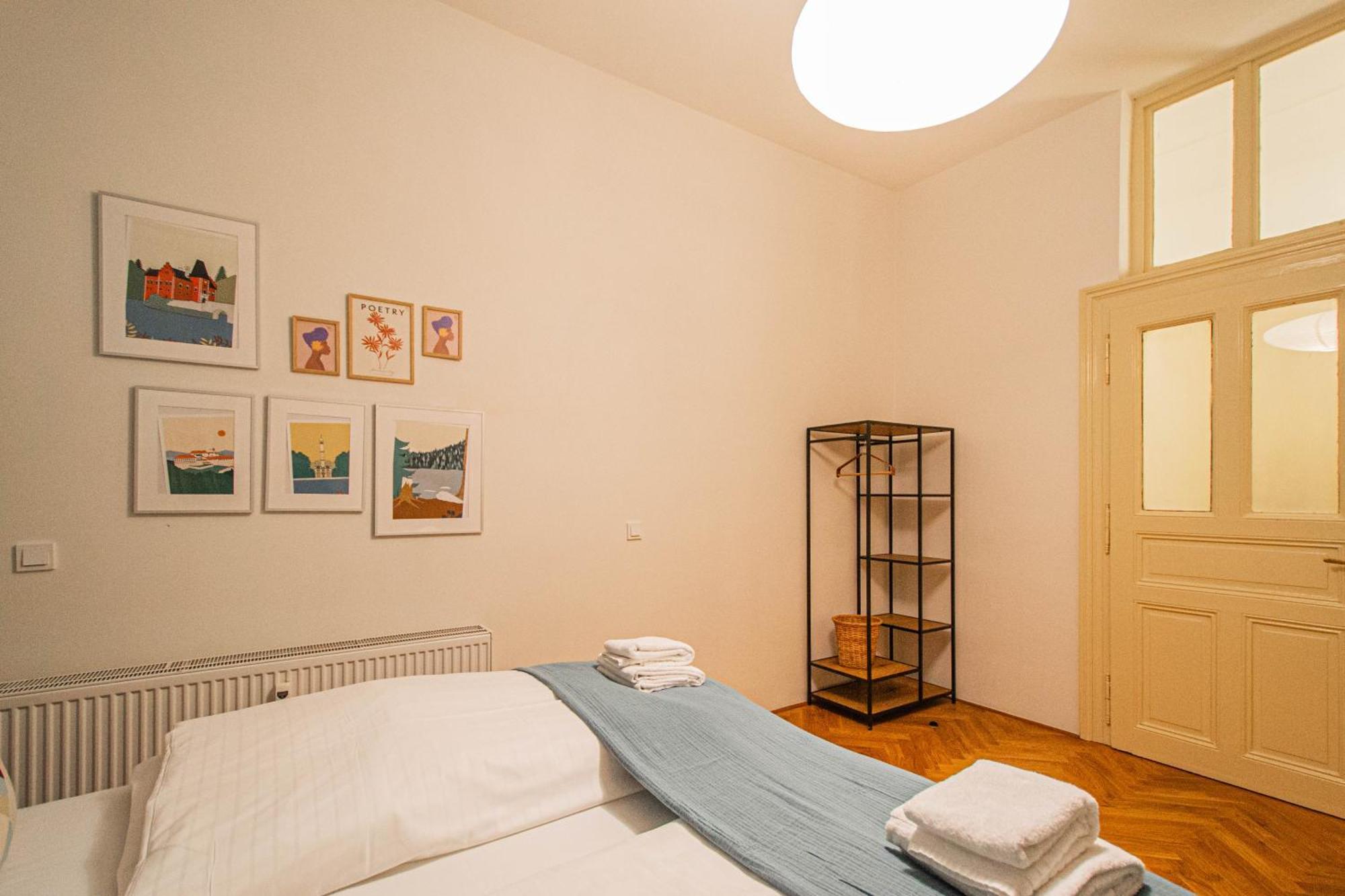 3bdr Main Square Spacious Designed * Prague